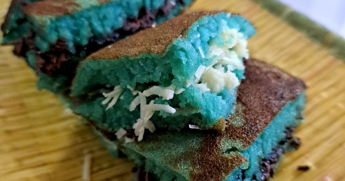 Martabak Manis bunga Telang