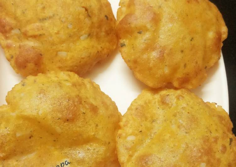Step-by-Step Guide to Make Quick Aloo masala poori