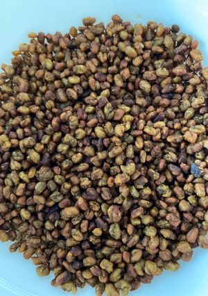 A picture of Methi mukhwas (Fenugreek mouth freshener).