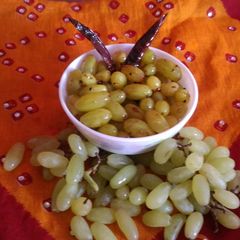 A picture of Instant grapes pickle.