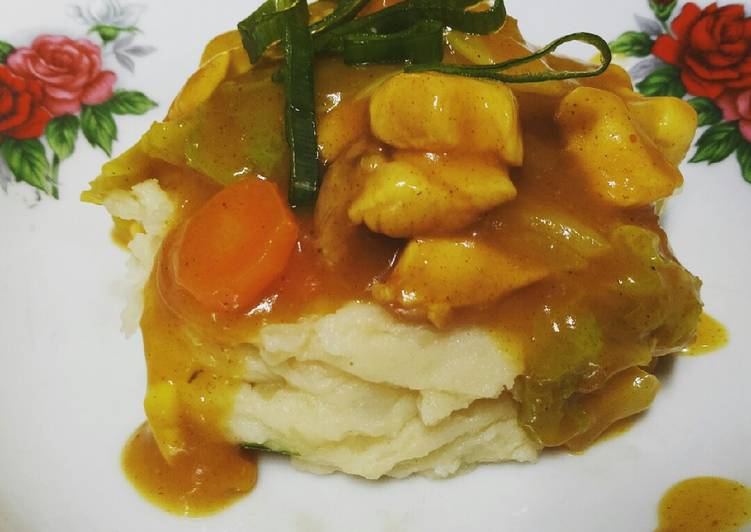 5 Resep: Mashed potato with chicken curry sauce Anti Ribet!
