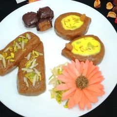 A picture of AflatoonSweet(Diya shape).
