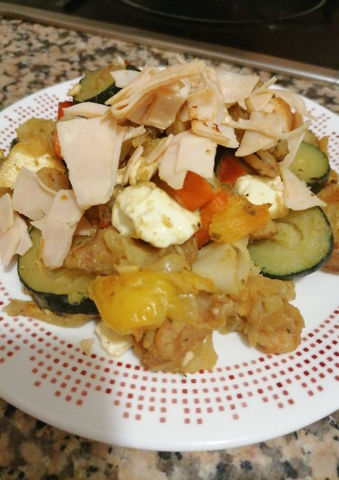 Una foto de Relleno para fajitas de verduras y patatas con camarones
