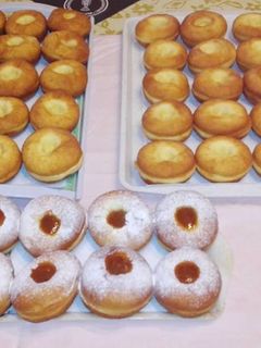 Farsangi szalagos fánk recept fotója