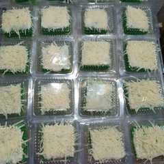 A picture of Bolu 1 telur tanpa mixer, tanpa panggang.