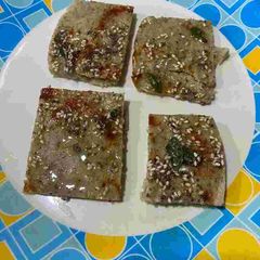 A picture of Mung sprouts dhokla.