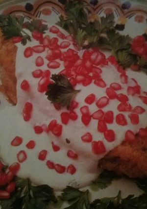 Una foto de Chiles en nogada