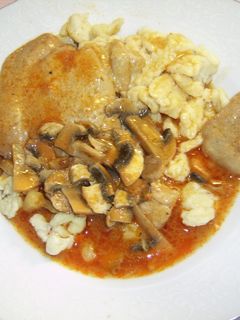 Csirkemell szelet bakonyi módra recept fotója