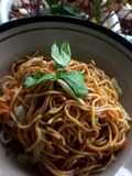 Mi goreng sederhana (mie urai burung dara)