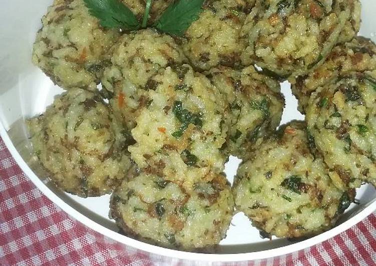 Resep Bola2 nasi abon tuna yang nikmat dan Mudah Dibuat