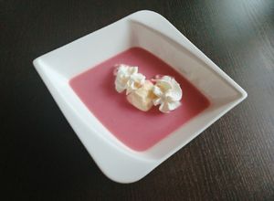 Eperkrèmleves recept fotója