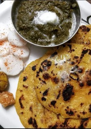 सरसों का साग मक्के दी रोटी (sarson ka saag makke di roti recipe in Hindi) रेसिपी मुख्य फोटो