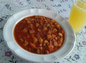 Una foto de Picadillo de carne molida "estilo enojona" 😈