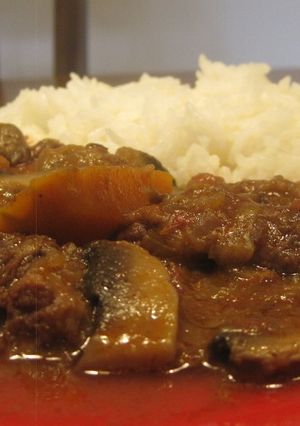 Ragù di manzo ai funghi - Marha ragu gombával recept fotója