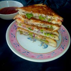 A picture of Veg cheese sandwich.