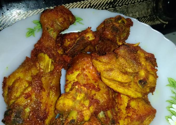 Ayam goreng tanpa bumbu, enak, gurihh 😁