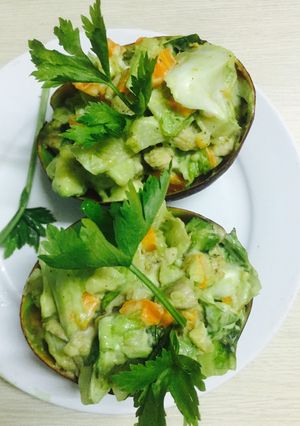 Hình của món Salad bơ kiểu Nga.