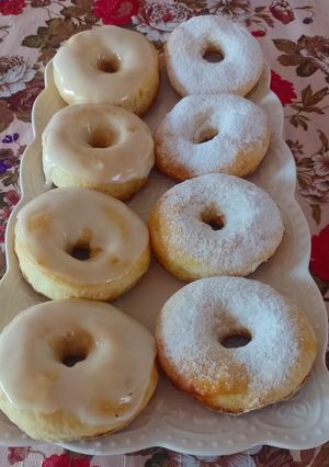 Una foto de Rosquitas de limón 🍋 y queso crema
