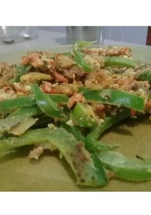 Una foto de Revuelto de morrones🌶🌶