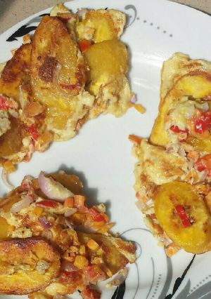 A picture of Ripe plantain wrap in egg.