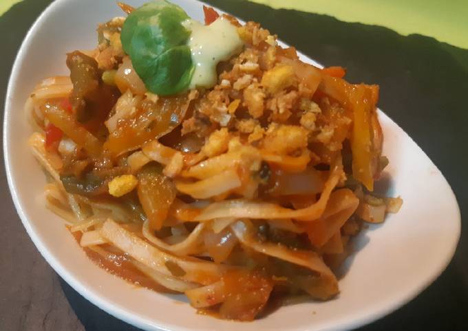 Noodles con verduras y crujiente de maíz tostado Receta de Disfruta  cocinando con Fernando - Cookpad