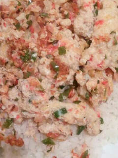 A picture of Eggs with White rice.