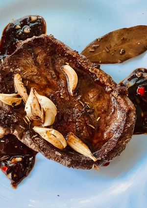 Hình của món Beefsteak sốt tiêu đen.