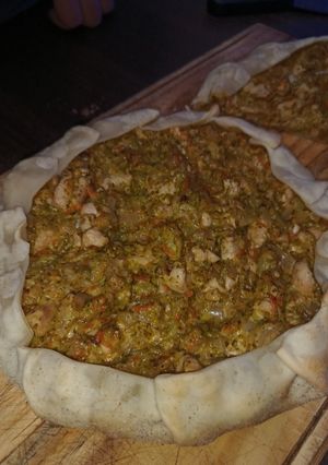 Una foto de Tarta de pollo y brócoli 🥦