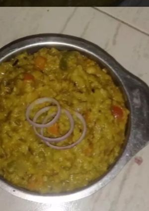 લેફ્ટઓવર મુગ દાલ ખીચડી તડકા (Leftover Moong Dal Khichdi Tadka Recipe In Gujarati) રેસીપી મુખ્ય ફોટો