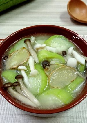 絲瓜菇菇湯 的食譜成品照片