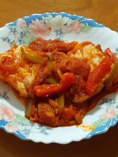 Una foto de Ventresca de bacalao con tomate