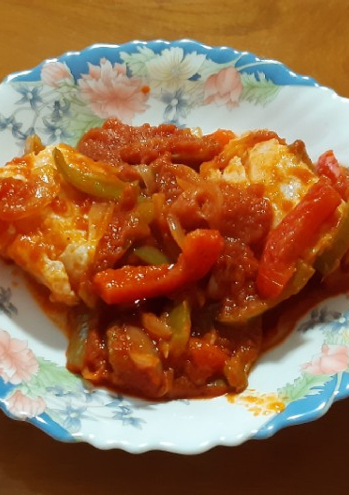 Una foto de Ventresca de bacalao con tomate