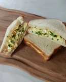 Tamago sando (sándwich de huevo japonés)
