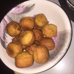 A picture of Yummy buns.