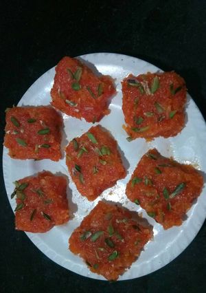 A picture of Papaya Burfi.
