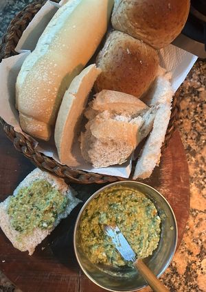 Una foto de Tapenade de aceitunas verdes (sin anchoas)