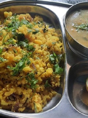 Easy Steps to Make Nagpur style Batata poha with kadhi which Delicious