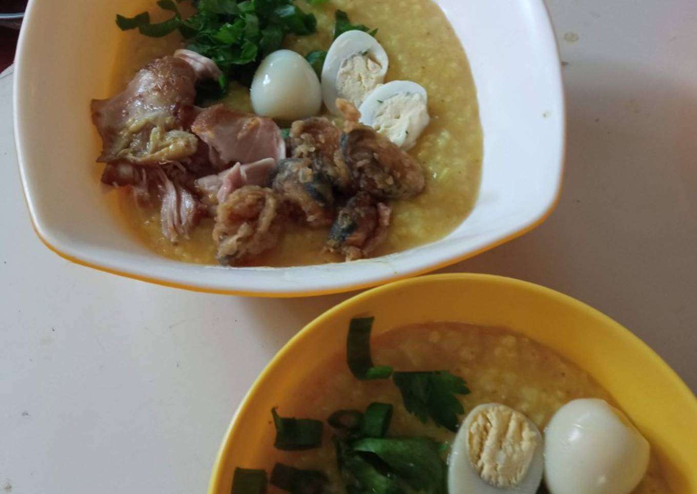 Bubur ayam simpel kuah sisa ungkepan ayam