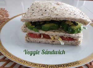 Una foto de Veggie Sándwich