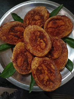 முட்டை மசாலா ரோஸ்ட்(egg masala roast recipe in tamil) செய்முறை முக்கிய புகைப்படம்