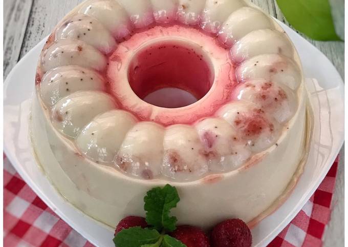 Resep Puding Lapis Strawberry Oleh Pratiwi Pramuharsih Cookpad