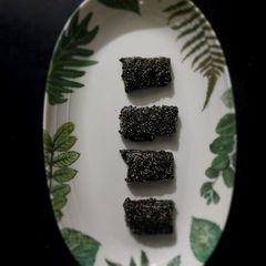 A picture of Black Til Chikki.