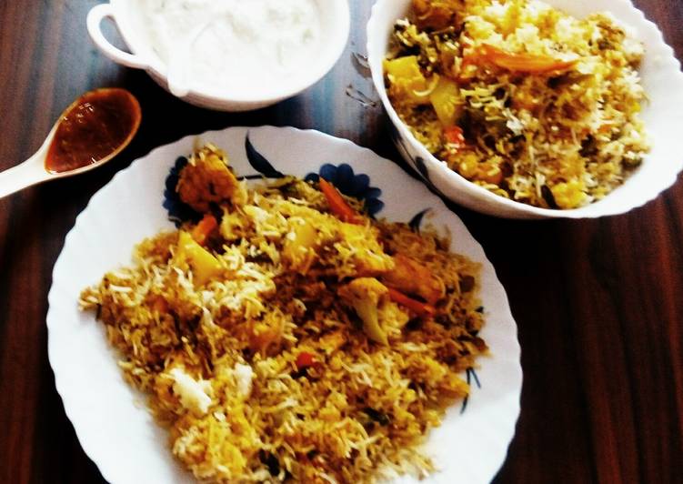 Recipe of Any-night-of-the-week Hyderabadi Veg dum biryani