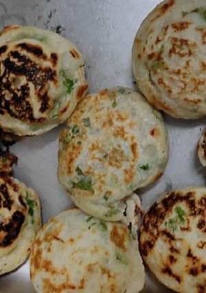 રવા ના અપ્પમ (Rava Appam Recipe In Gujarati) રેસીપી મુખ્ય ફોટો