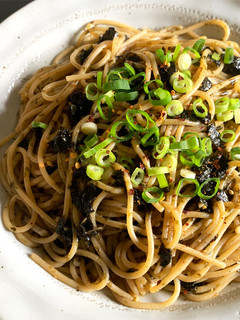 A picture of Nori Spaghetti with Garlic Butter & Soy Sauce.