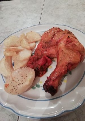 Una foto de Pollo al bote