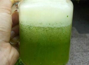 Una foto de Diurético y antioxidante licuado de apio, pepino y naranja 👌