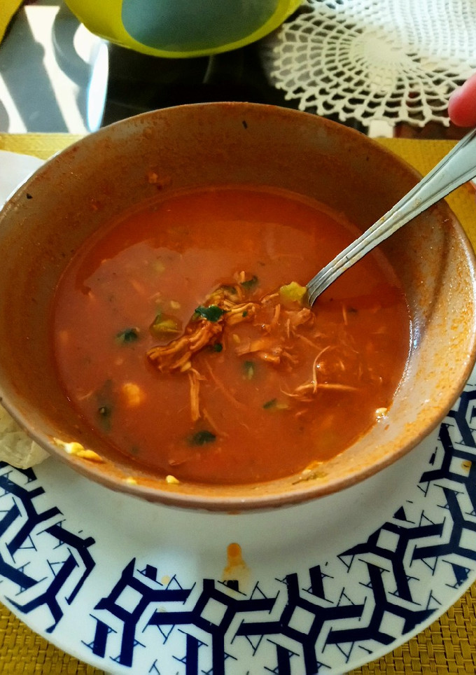 Una foto de Caldo tlalpeño
