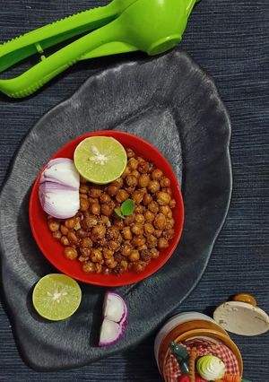 A picture of Chana masala spicy.