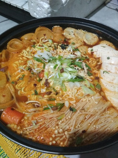 Foto resep Budae Jjigae
